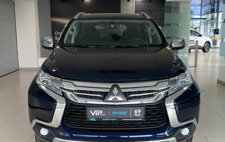 Mitsubishi Pajero Sport III рестайлинг, 2018 год, 2 975 000 рублей, 2 фотография