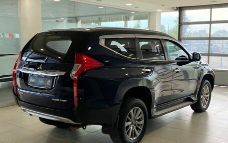 Mitsubishi Pajero Sport III рестайлинг, 2018 год, 2 975 000 рублей, 6 фотография