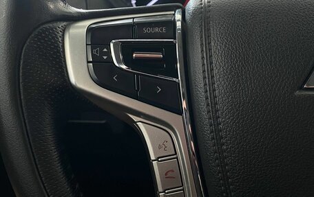 Mitsubishi Pajero Sport III рестайлинг, 2018 год, 2 975 000 рублей, 11 фотография
