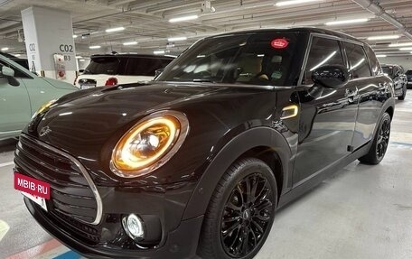 MINI Clubman, 2023 год, 1 879 100 рублей, 2 фотография
