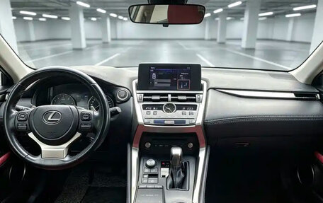 Lexus NX I, 2021 год, 2 500 000 рублей, 7 фотография