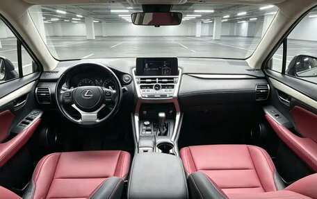 Lexus NX I, 2021 год, 2 500 000 рублей, 11 фотография