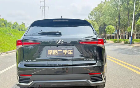 Lexus NX I, 2021 год, 2 500 000 рублей, 6 фотография