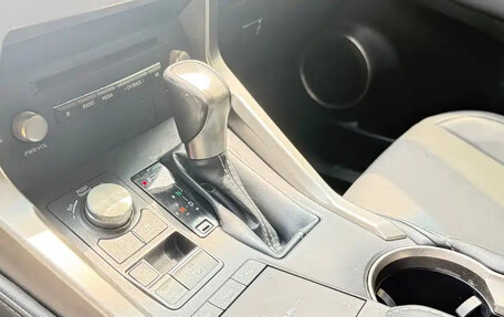Lexus NX I, 2021 год, 2 500 000 рублей, 12 фотография