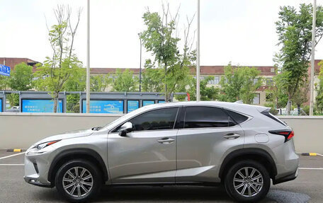 Lexus NX I, 2021 год, 2 500 000 рублей, 4 фотография