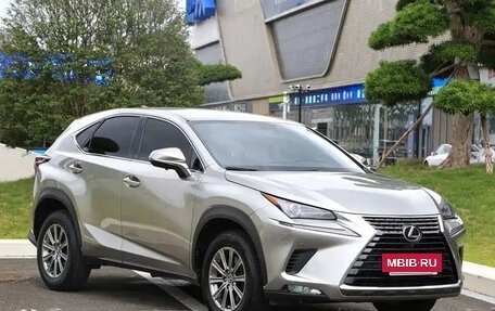 Lexus NX I, 2021 год, 2 500 000 рублей, 2 фотография