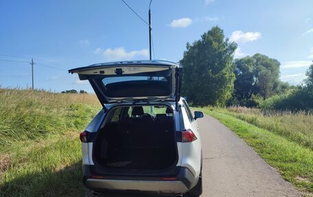 Toyota RAV4, 2022 год, 3 500 000 рублей, 5 фотография