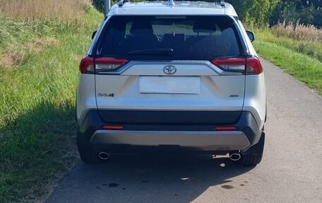 Toyota RAV4, 2022 год, 3 500 000 рублей, 14 фотография