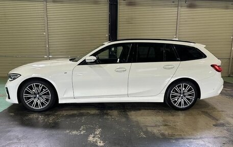 BMW 3 серия, 2021 год, 2 249 000 рублей, 4 фотография