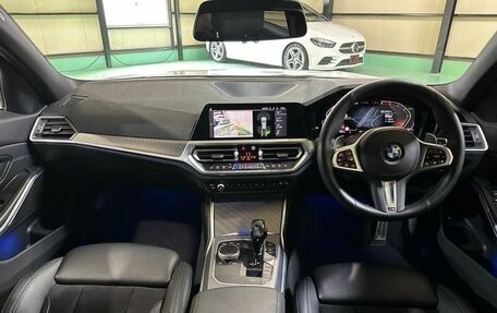 BMW 3 серия, 2021 год, 2 249 000 рублей, 9 фотография