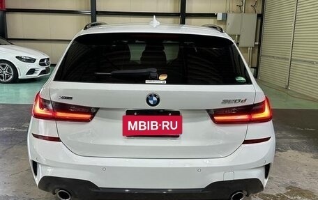 BMW 3 серия, 2021 год, 2 249 000 рублей, 6 фотография
