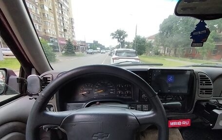 Chevrolet Tahoe II, 1997 год, 1 000 000 рублей, 10 фотография