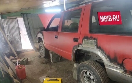Chevrolet Tahoe II, 1997 год, 1 000 000 рублей, 37 фотография