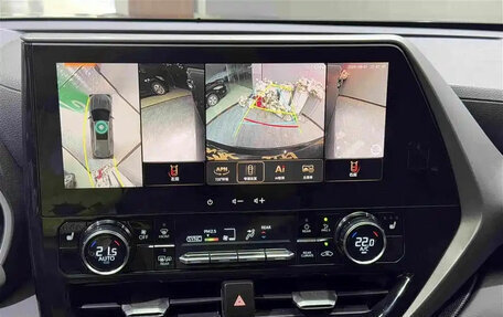Toyota Highlander, 2024 год, 5 360 888 рублей, 13 фотография