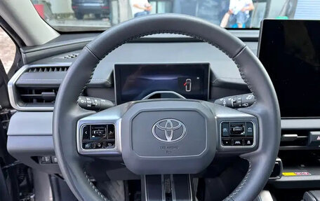 Toyota RAV4, 2026 год, 3 940 177 рублей, 10 фотография