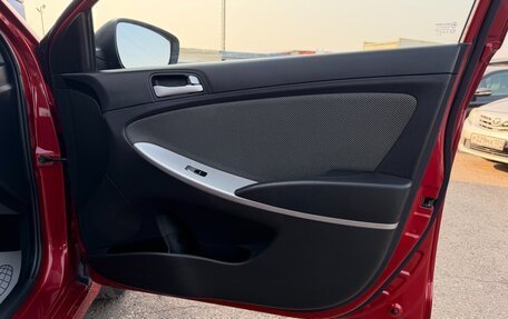 Hyundai Solaris II рестайлинг, 2013 год, 887 000 рублей, 17 фотография