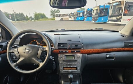 Toyota Avensis III рестайлинг, 2007 год, 1 050 000 рублей, 17 фотография