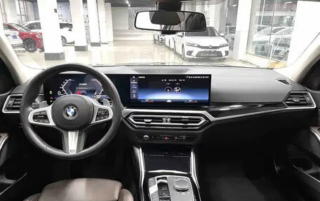 BMW 3 серия, 2023 год, 2 700 000 рублей, 8 фотография