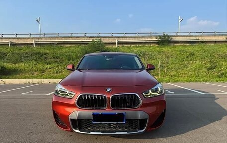 BMW X2, 2021 год, 1 550 000 рублей, 2 фотография
