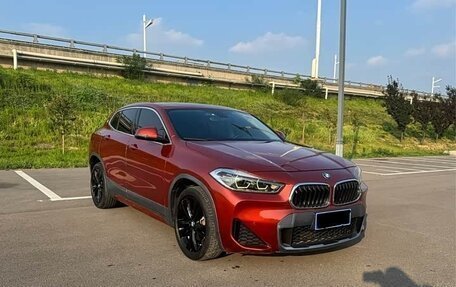 BMW X2, 2021 год, 1 550 000 рублей, 3 фотография