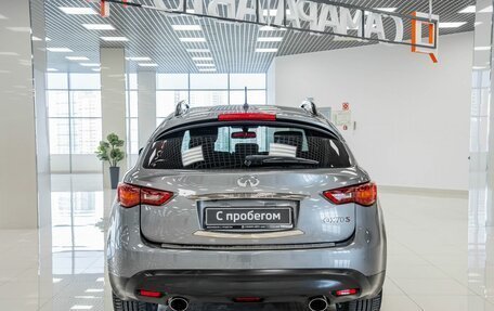 Infiniti QX70, 2016 год, 2 067 000 рублей, 10 фотография