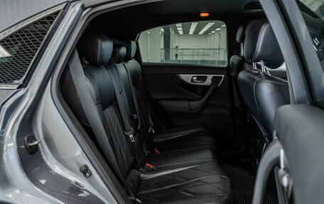 Infiniti QX70, 2016 год, 2 067 000 рублей, 16 фотография