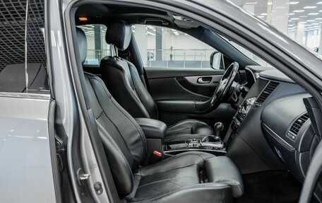 Infiniti QX70, 2016 год, 2 067 000 рублей, 15 фотография