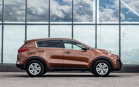 KIA Sportage IV рестайлинг, 2017 год, 1 600 000 рублей, 8 фотография