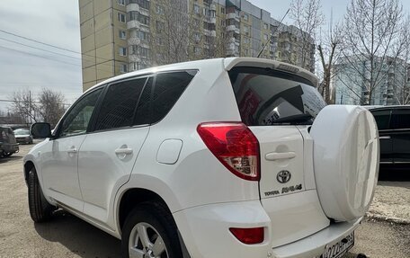 Toyota RAV4, 2008 год, 1 370 000 рублей, 2 фотография