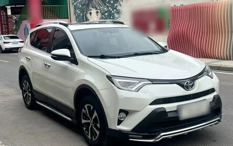 Toyota RAV4, 2019 год, 1 870 069 рублей, 3 фотография
