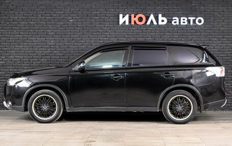 Mitsubishi Outlander III рестайлинг 3, 2014 год, 1 480 000 рублей, 8 фотография