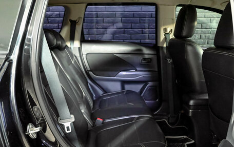 Mitsubishi Outlander III рестайлинг 3, 2014 год, 1 480 000 рублей, 17 фотография