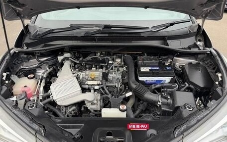 Toyota C-HR I рестайлинг, 2017 год, 1 350 000 рублей, 9 фотография