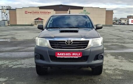 Toyota Hilux VII, 2013 год, 1 500 000 рублей, 2 фотография