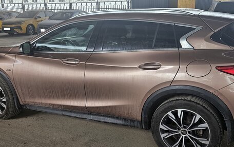 Infiniti QX30, 2017 год, 1 688 783 рублей, 4 фотография