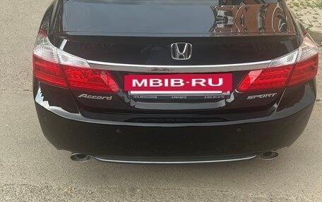 Honda Accord IX рестайлинг, 2013 год, 1 700 000 рублей, 4 фотография