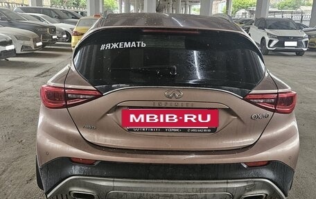 Infiniti QX30, 2017 год, 1 688 783 рублей, 5 фотография