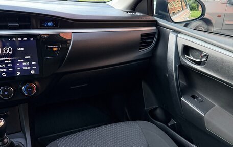 Toyota Corolla, 2013 год, 1 220 000 рублей, 21 фотография