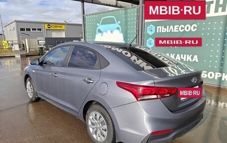 Hyundai Solaris II рестайлинг, 2017 год, 1 035 000 рублей, 4 фотография