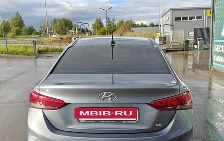 Hyundai Solaris II рестайлинг, 2017 год, 1 035 000 рублей, 3 фотография