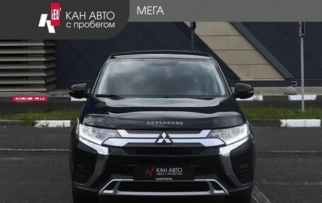Mitsubishi Outlander III рестайлинг 3, 2019 год, 1 749 000 рублей, 3 фотография