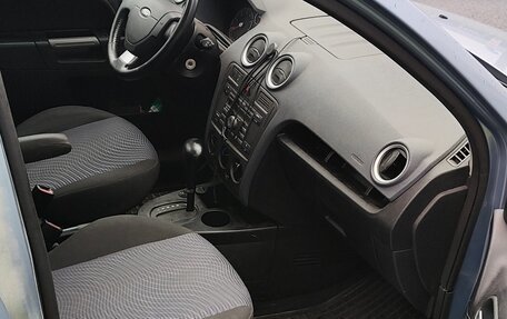 Ford Fusion I, 2006 год, 250 000 рублей, 9 фотография
