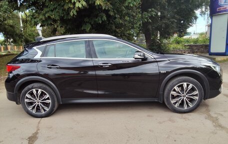 Infiniti QX30, 2017 год, 1 850 000 рублей, 15 фотография