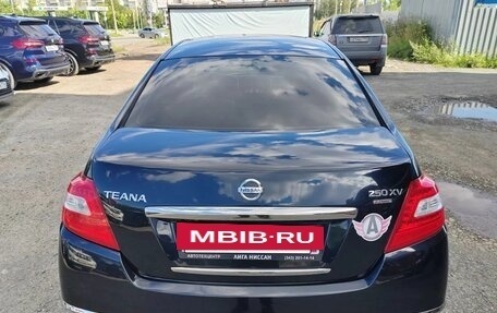 Nissan Teana, 2011 год, 870 000 рублей, 5 фотография