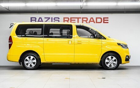 Hyundai Grand Starex Grand Starex I рестайлинг 2, 2020 год, 2 659 000 рублей, 5 фотография