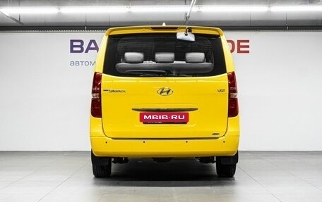 Hyundai Grand Starex Grand Starex I рестайлинг 2, 2020 год, 2 659 000 рублей, 7 фотография
