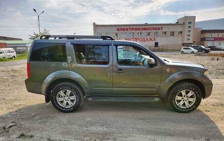 Nissan Pathfinder, 2005 год, 1 000 000 рублей, 2 фотография