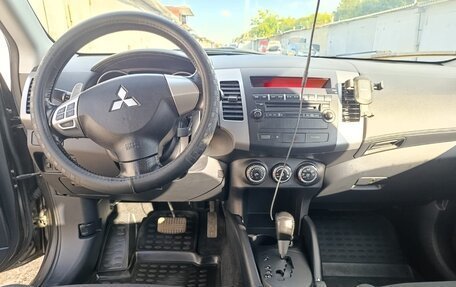 Mitsubishi Outlander III рестайлинг 3, 2011 год, 1 600 000 рублей, 8 фотография