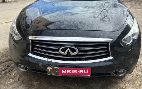 Infiniti FX II, 2013 год, 2 200 000 рублей, 3 фотография