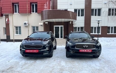 Infiniti FX II, 2013 год, 2 200 000 рублей, 4 фотография